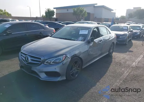 2014 Mercedes-Benz E 350 z USA, uszkodzony, nr VIN WDDHF5KB4EB069773